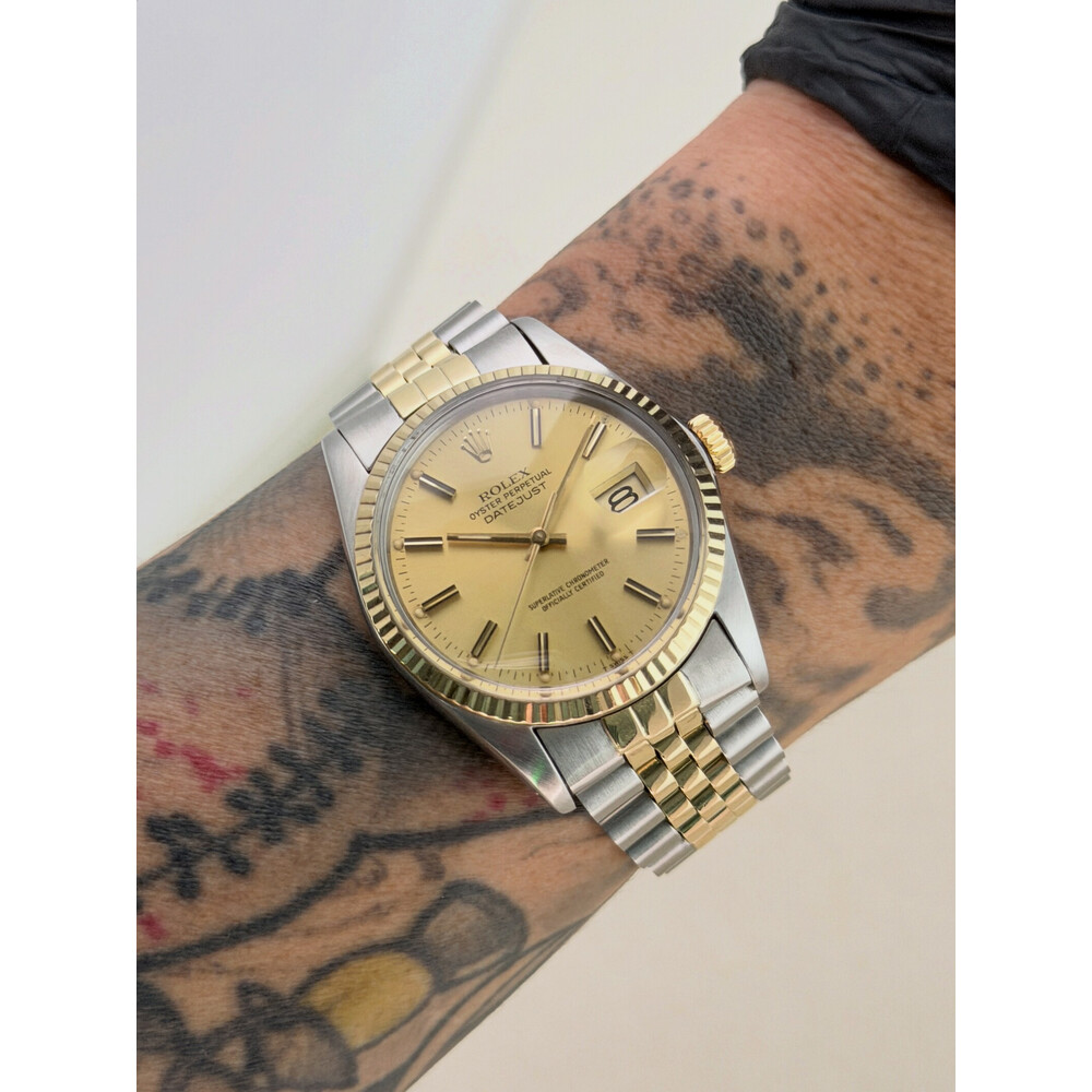 36mm • 1979 Rolex DateJust ref.16013 cal.3035 Champagne Dial 18k Gold Bezel Automatic
